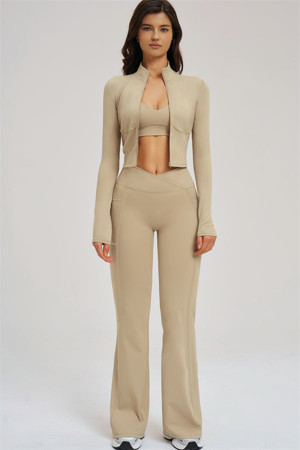 El conjunto de 3 piezas Sizzle Zip Jacket Sports Bra Flared Leggings
