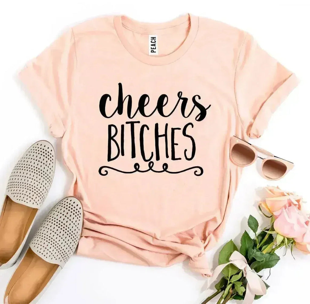 Camiseta "Saludos, putas"