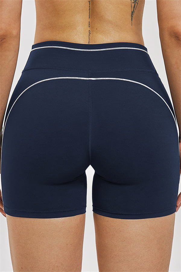 Conjunto de 3 piezas de chaqueta, top corto y pantalón corto Unbound