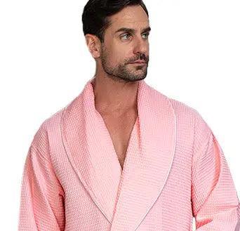 Bata de lujo con ribetes gofrados para hombre