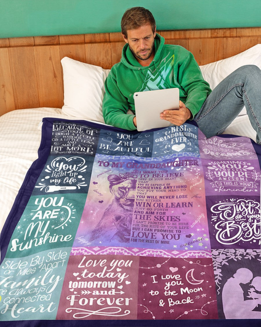 MANTA PARA NIETA – REGALO DE CONFORT Y CALIDEZ DE LOS ABUELOS Manta de Forro Polar Sherpa NTTD00 (SKUB11-BLK-04)