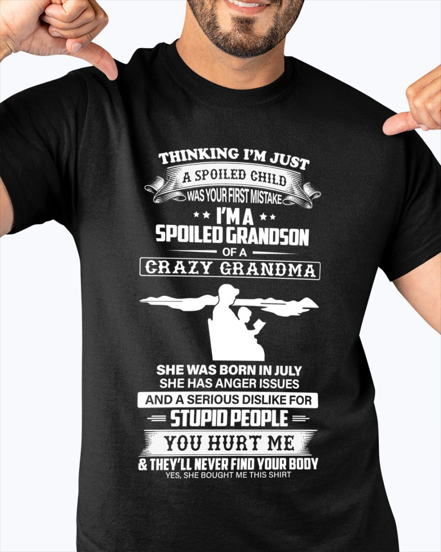 Camisa "Spoiled by Grandma" Edición Julio – De la abuela al nieto NGHL07 (SKU-GMS2-07)