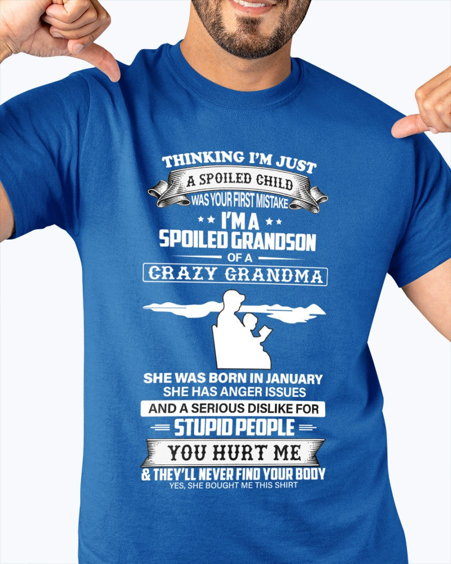 Camiseta "Malcriado por la Abuela" Edición Enero – De Abuela a Nieto NGHL01 (SKU-GMS2-01)
