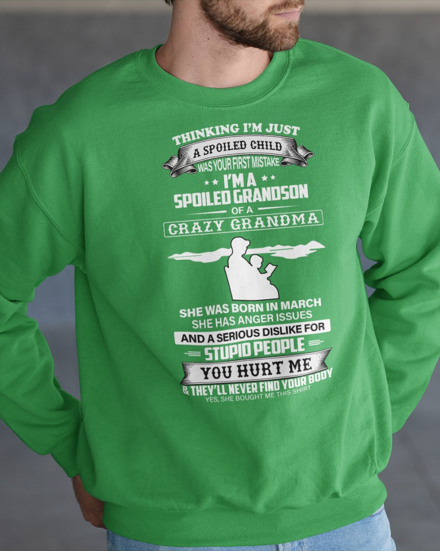 Camiseta "Spoiled by Grandma" Edición Marzo – De la Abuela al Nieto NGHL03 (SKU-GMS2-03)