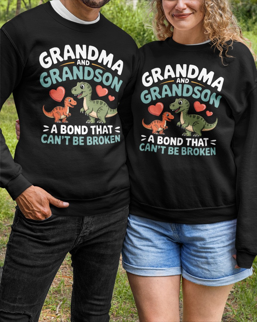 GRANDMA AND GRANDSON A BOND THAT CAN'T BE BROKEN DINOSAUR UNISEX T-SHIRT - NGHL00 (SKU-GMS5)