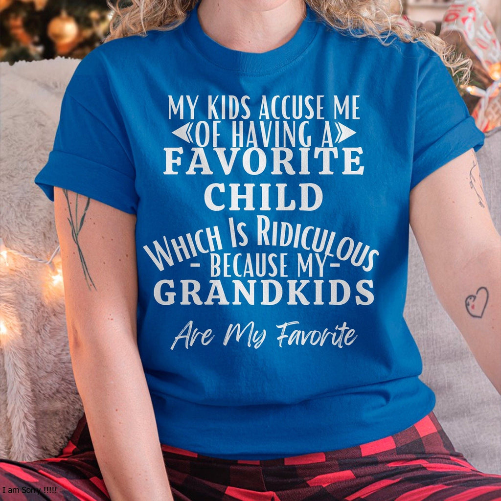 MIS HIJOS ME ACUSAN DE TENER UN HIJO FAVORITO, LO CUAL ES RIDÍCULO PORQUE MIS NIETOS SON MIS FAVORITOS - De la abuela NGHL00