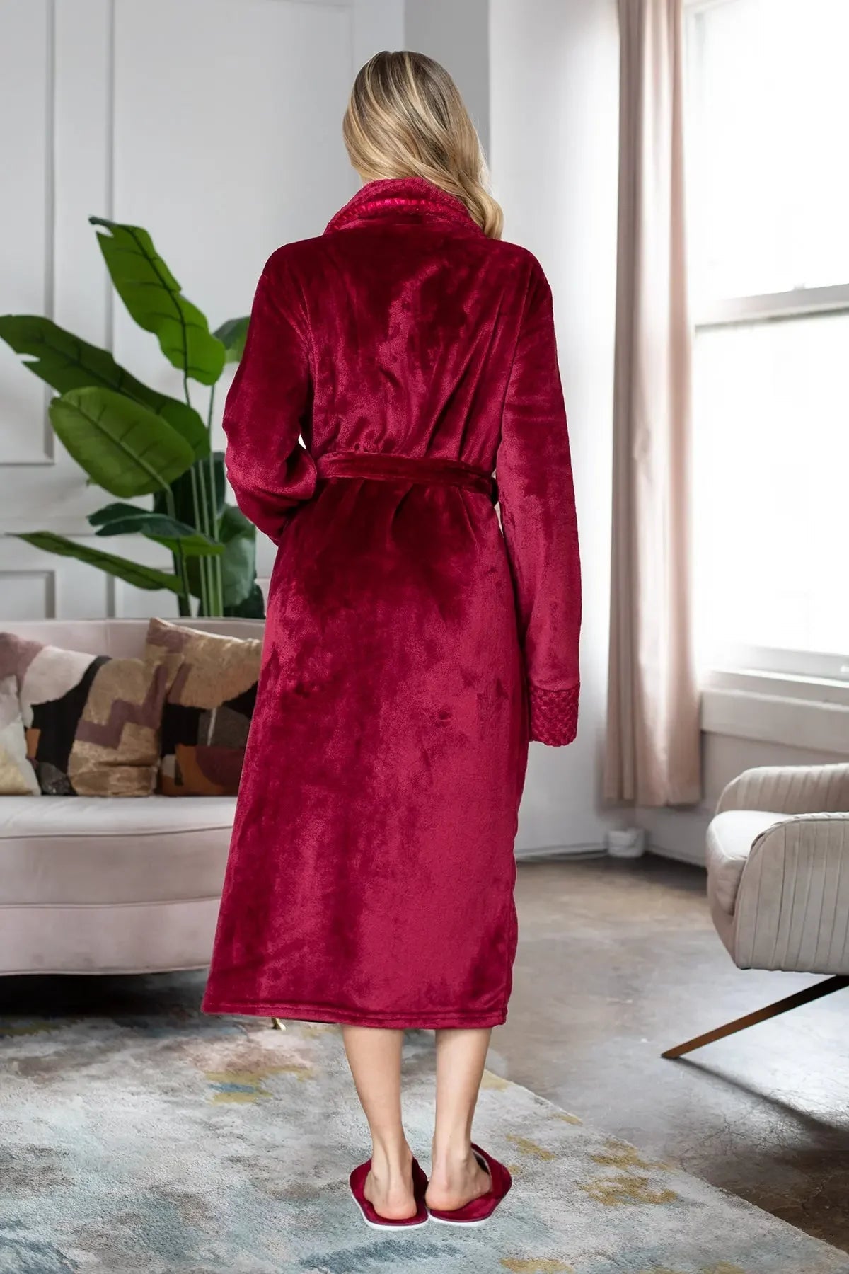 Bata de baño ultrasuave de felpa para mujer